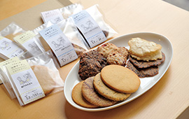 小麦粉の代わりに、アーモンド粉や十勝産おからを使用した低糖質のクッキー