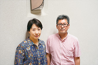 代表取締役の山本さん（左）と、広報の藤嶋さん