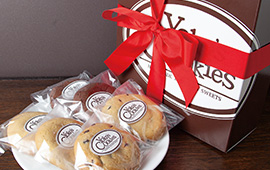 定番3種が各4枚ずつ入った、Yoko's Cookiesクッキーギフトボックス12枚入