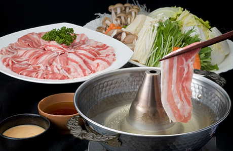 ［肉質等級最高☆ランク5等級］鹿児島黒牛・鹿児島黒豚しゃぶしゃぶ（3～4人前）セット